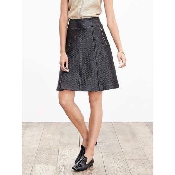 Banana Republic Dresses & Skirts - Banana Republic Coated Tweed Flare Mini Skirt